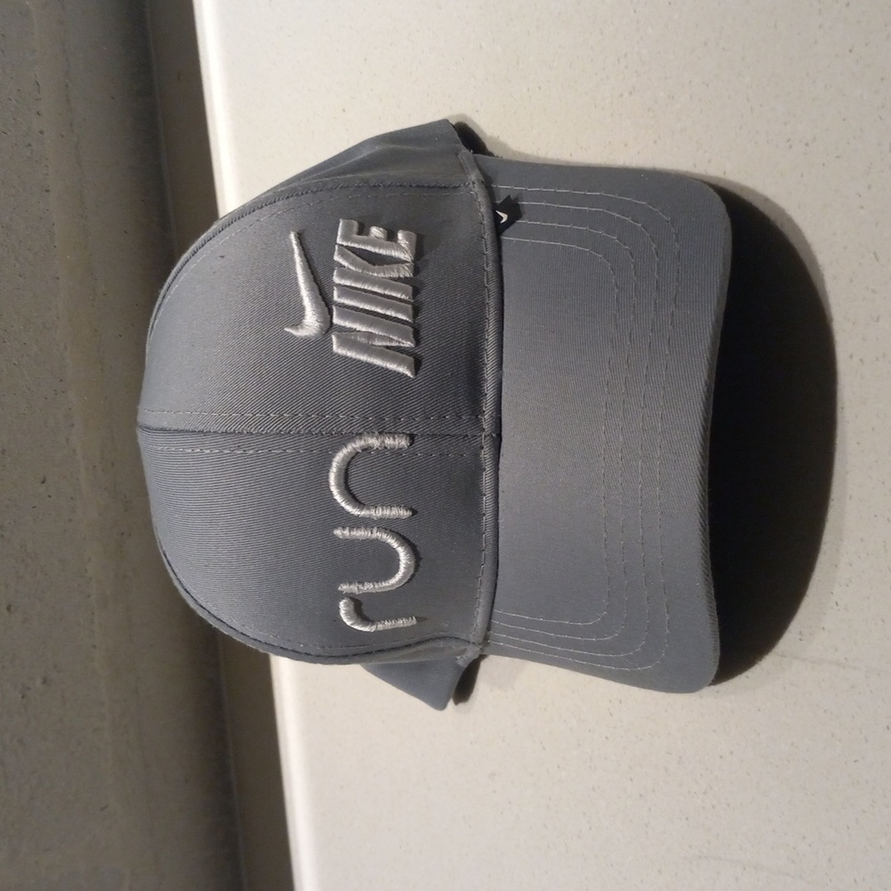 Nike Hat - image 4